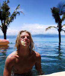 Paradise Boys - Alex 57d9a5149daa1.jpg