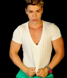 Luca Trevillato Model Gay Tube 5fc3e9f286445.jpg