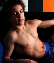Werner - NovelArt Gay Tube 5fe7ca5fd1bd6.jpg