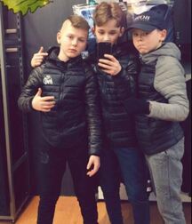 UK Chavs Gay Tube 5f29d8f36d98f.jpg