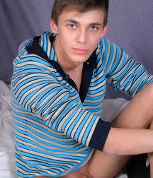 l1vethru-pasha 5f3352f5c6d9a.jpg