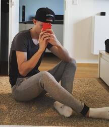 Dan 21 Boys in White Socks 5fa5df7bebbc4.jpeg
