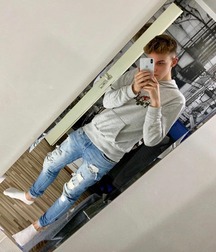 Dan 21 Boys in White Socks 5fa5dfacd4628.jpeg
