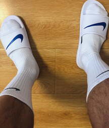 Dan 21 Boys in White Socks 5fa5dff309c65.jpeg