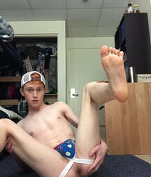 Dan 22 Boys Feet 5fac46cce2fa3.jpeg