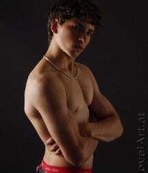 Andreas the German boxing champion 5f457b9f07cee.jpg