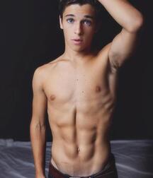 Very Cute & Very Fit  !!! 5f4d8ee46236f.jpg