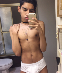 White Briefs 574137f8ce514.jpg