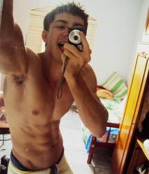 Muscle boys 576c597716557.jpg