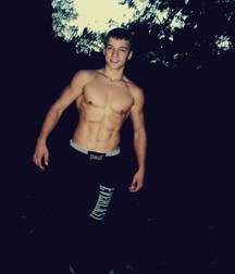 Muscle boys 576c5a4a406e7.jpg
