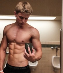 Muscle boys 582f79d1dbb84.jpg