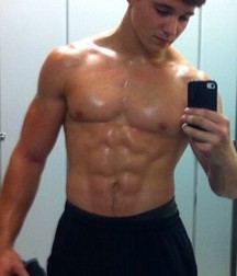 Muscular boys 59cb37d8a6ca1.jpg
