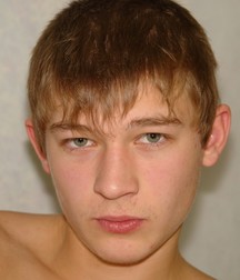 Desmond (russian boy) 59ebdf41be4d9.jpg