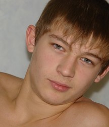 Desmond (russian boy) 59ebdf4bc8a22.jpg