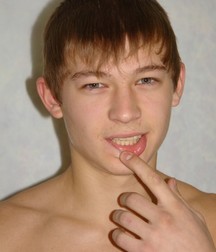 Desmond (russian boy) 59ebdf67e1b59.jpg