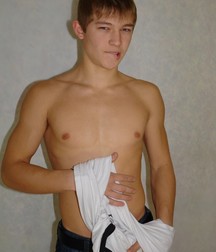Desmond (russian boy) 59ebe05da427d.jpg