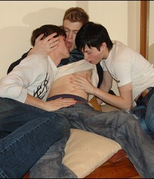 Made in Russia: Adrian, Rostik and Vladik 59fd59b3bbd7a.jpg