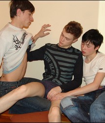 Made in Russia: Adrian, Rostik and Vladik 59fd59c86ad46.jpg