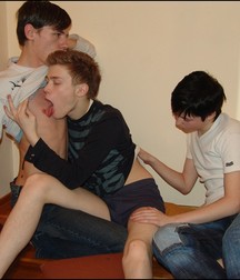Made in Russia: Adrian, Rostik and Vladik 59fd59ccab109.jpg