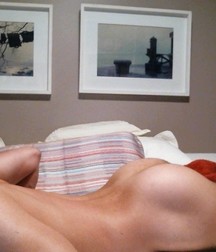In the bed 5a2c37f34725b.jpg