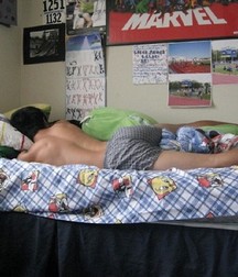 In the bed 5a2c38c3173b3.jpg