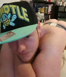 In the bed 5a2c38f49fd83.jpg