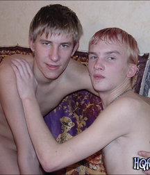 Made in Russia: Jenia and Kuzma 5a3946fa370f2.jpg