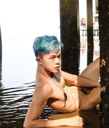 Asian gay boy 5a4944bfe8748.jpg