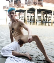 Asian gay boy 5a4944d06e657.jpg