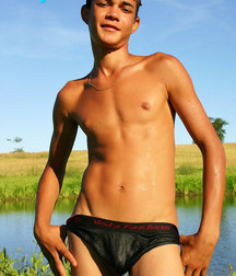 Twinks megapost (hot !!!) 5a51b85971680.jpg