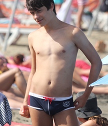 Assorted Twinks 4 5a56e1edcd661.jpg