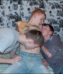 Made in Russia: Kostya, Marik and Vitya 5a5c2a1806d8b.jpg