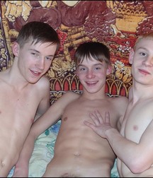 Made in Russia: Kostya, Marik and Vitya 5a5c2b409c26c.jpg
