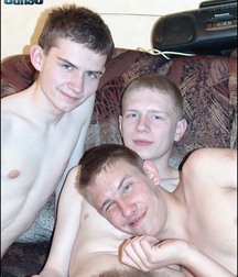 Made in Russia: Kuzma, Romik and Victor 5a5eabfd324ac.jpg
