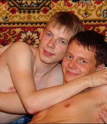 Made in Russia: Maksim & Ura 5a651957a7dd9.jpg