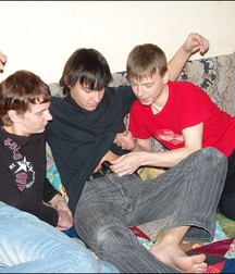 Made in Russia: Maksim, Marco and Ura 5a65b67b53370.jpg