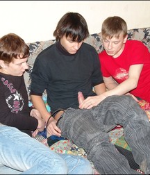 Made in Russia: Maksim, Marco and Ura 5a65b680addcd.jpg