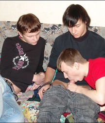 Made in Russia: Maksim, Marco and Ura 5a65b6822a3e2.jpg