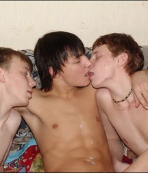 Made in Russia: Maksim, Marco and Ura 5a65b7dbb5edd.jpg