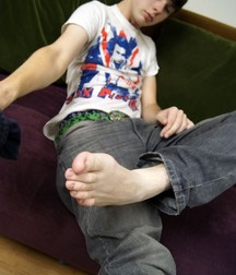 Dustin (part 1) 5b16c984026de.jpg