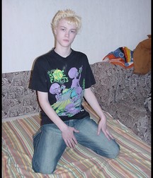 Made In Russia: Rostik (solo) 5b1c9eeacd140.jpg