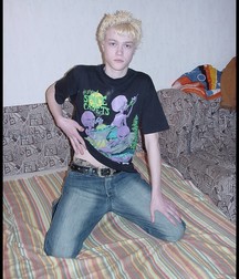 Made In Russia: Rostik (solo) 5b1c9eee43627.jpg