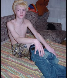 Made In Russia: Rostik (solo) 5b1c9fbf04c8f.jpg