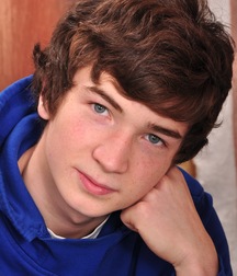 Elliot 5b3f70b86f43b.jpg