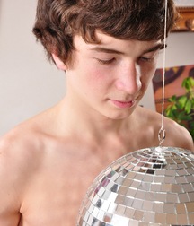 Elliot 5b3f7144cde9f.jpg