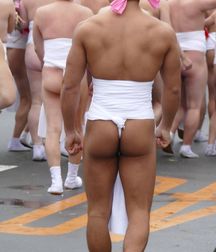 Fundoshi times (part 2) 5b87236c22012.jpg