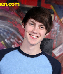 Elijah White 5bb7ed195f3a8.jpg