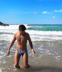 Speedo & bulges 5bbae25663134.jpg