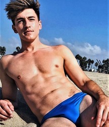 Speedo & bulges 5bbae2cb6f371.jpg