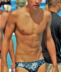 Speedo & bulges 5bbae2d0c9441.jpg